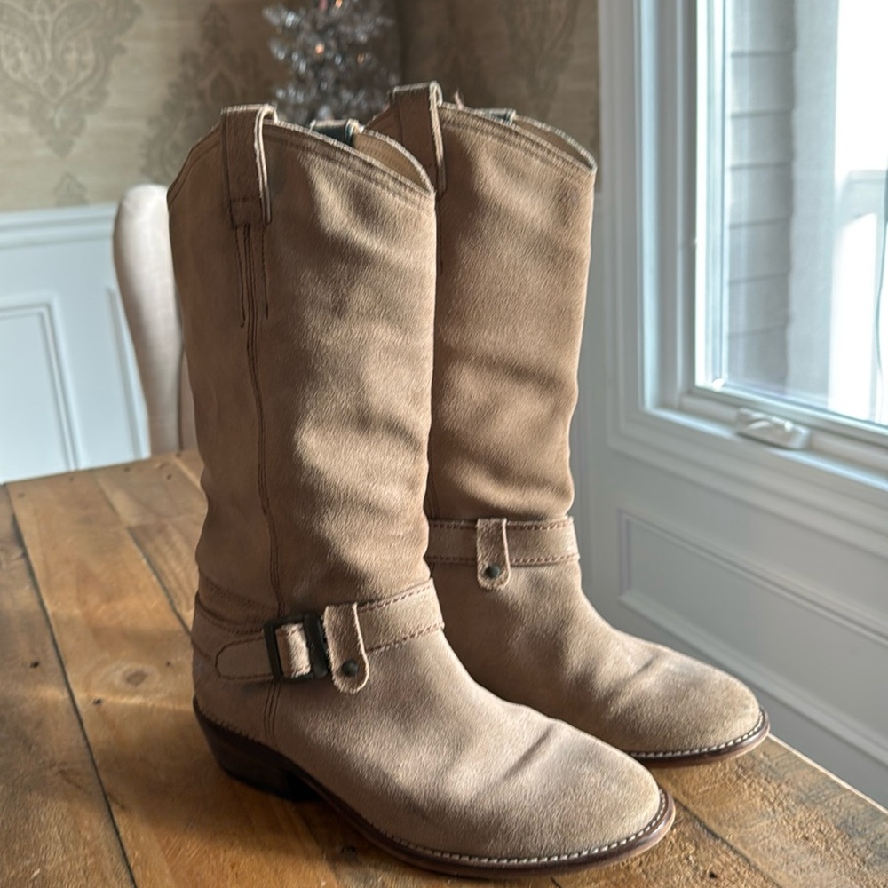 Steve Madden Cowgirl Boots Size 8